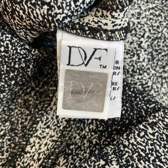 Diane Von Furstenberg Edin Shift Dress - Picture 5 of 9